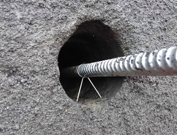 クリップスペーサー