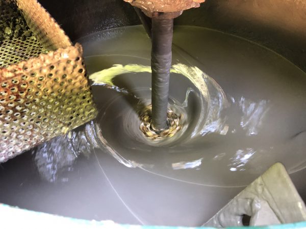 グラウト撹拌状況