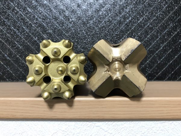 シングル削孔用　ビット