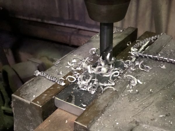 穴あけ加工