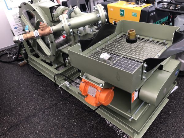 小型法面吹付機　NF-100