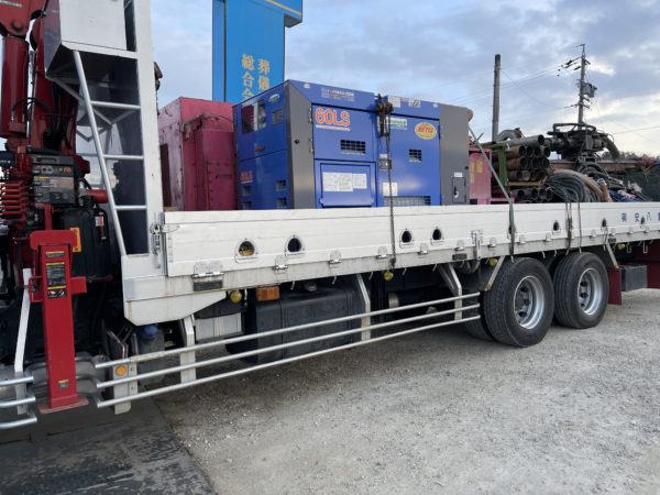 発電機　60KVA