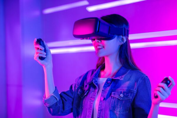 VR