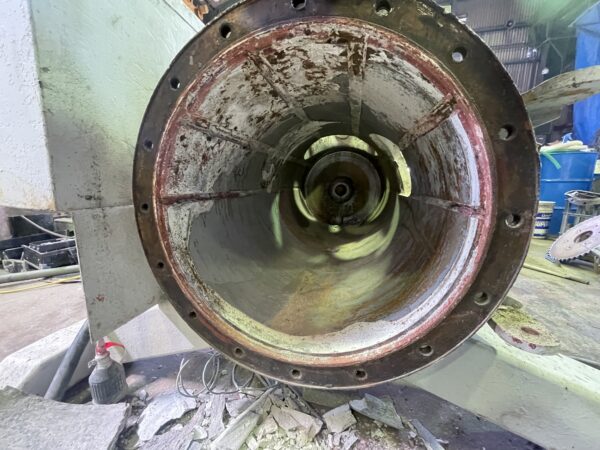 吹付機　ライナー