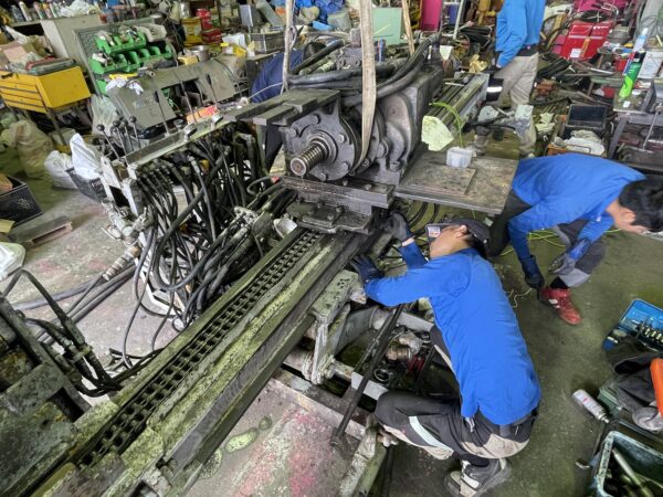 機械整備