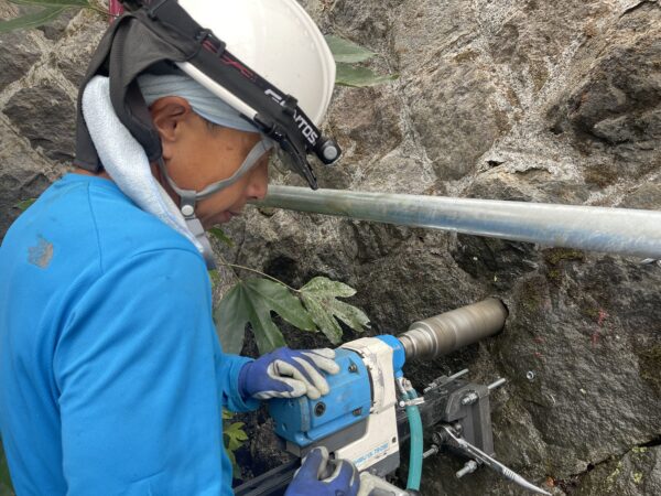 石垣　コア抜き