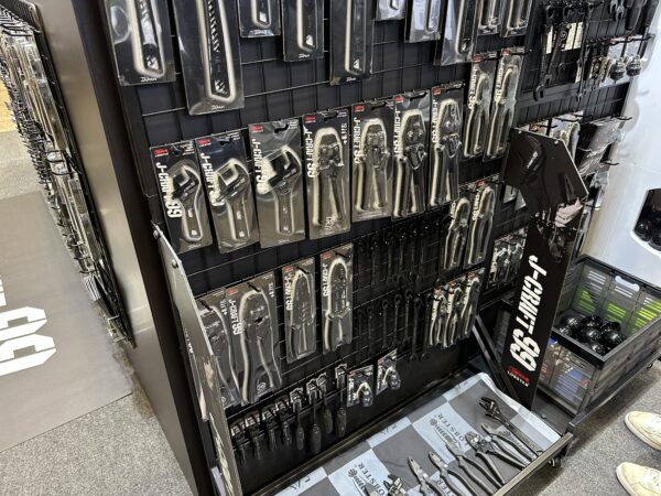Tool展
