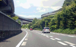 追い越し車線