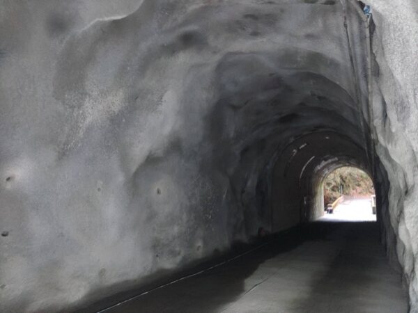 トンネル吹付