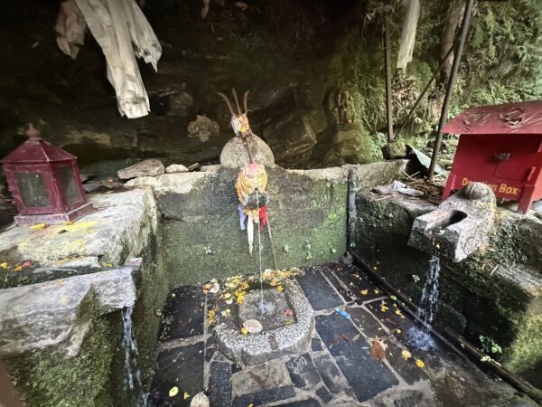 シバプリ国立公園 寺